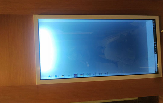 数字视界专业透明屏设备制造商-罗源文化馆65寸透明